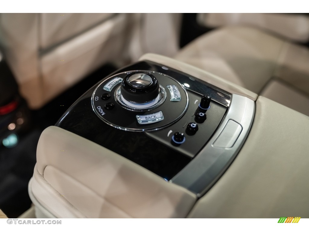 2013 Rolls-Royce Ghost Standard Ghost Model Controls Photos