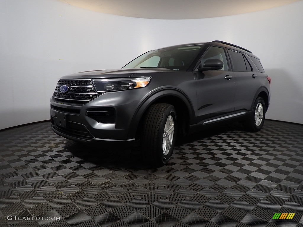 2020 Explorer XLT 4WD - Silver Spruce Metallic / Sandstone photo #8