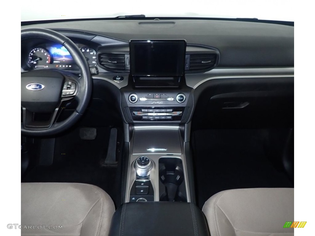 2020 Explorer XLT 4WD - Silver Spruce Metallic / Sandstone photo #27