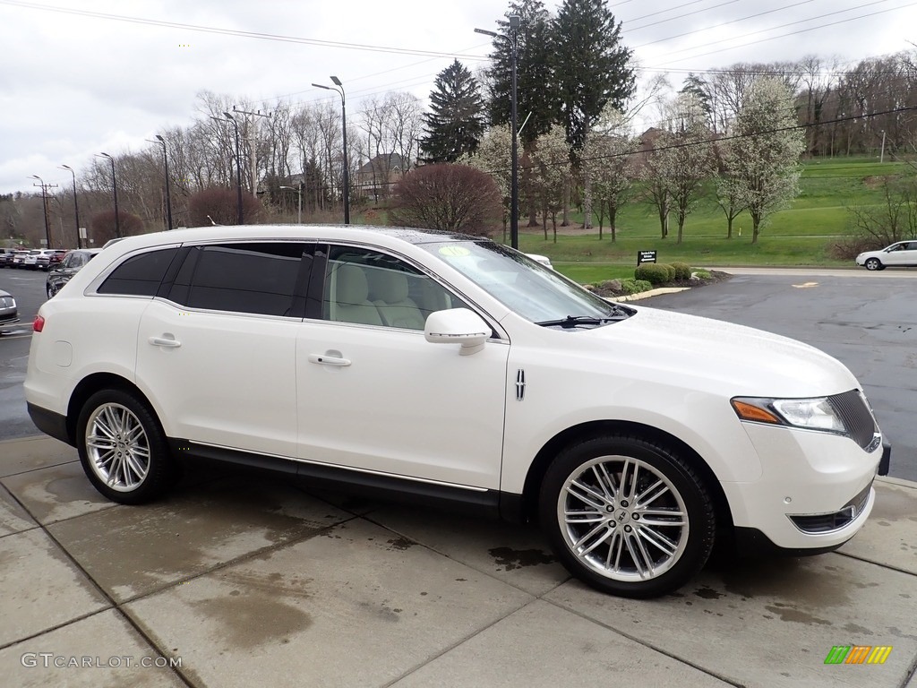 White Platinum Metallic Tri-Coat 2016 Lincoln MKT Elite AWD Exterior Photo #144086897
