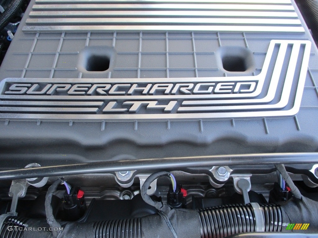 2022 Chevrolet Camaro ZL1 Coupe Marks and Logos Photos