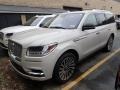 2019 Ceramic Pearl Metallic Tri-Coat Lincoln Navigator Reserve 4x4  photo #1