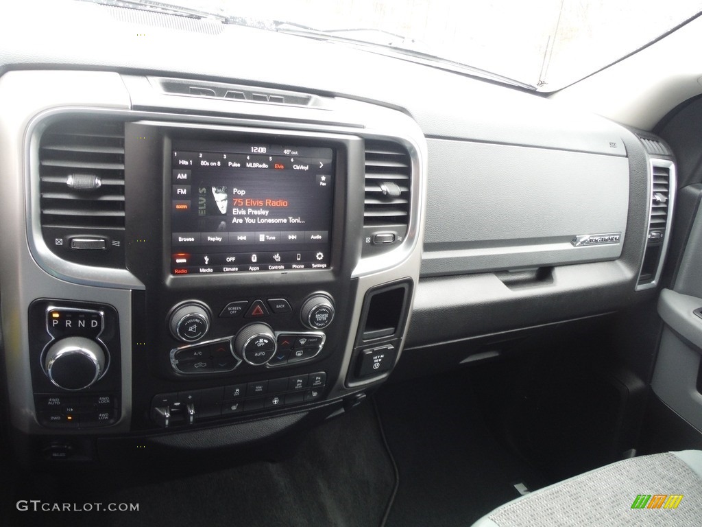 2018 1500 Big Horn Crew Cab 4x4 - Delmonico Red Pearl / Black/Diesel Gray photo #3