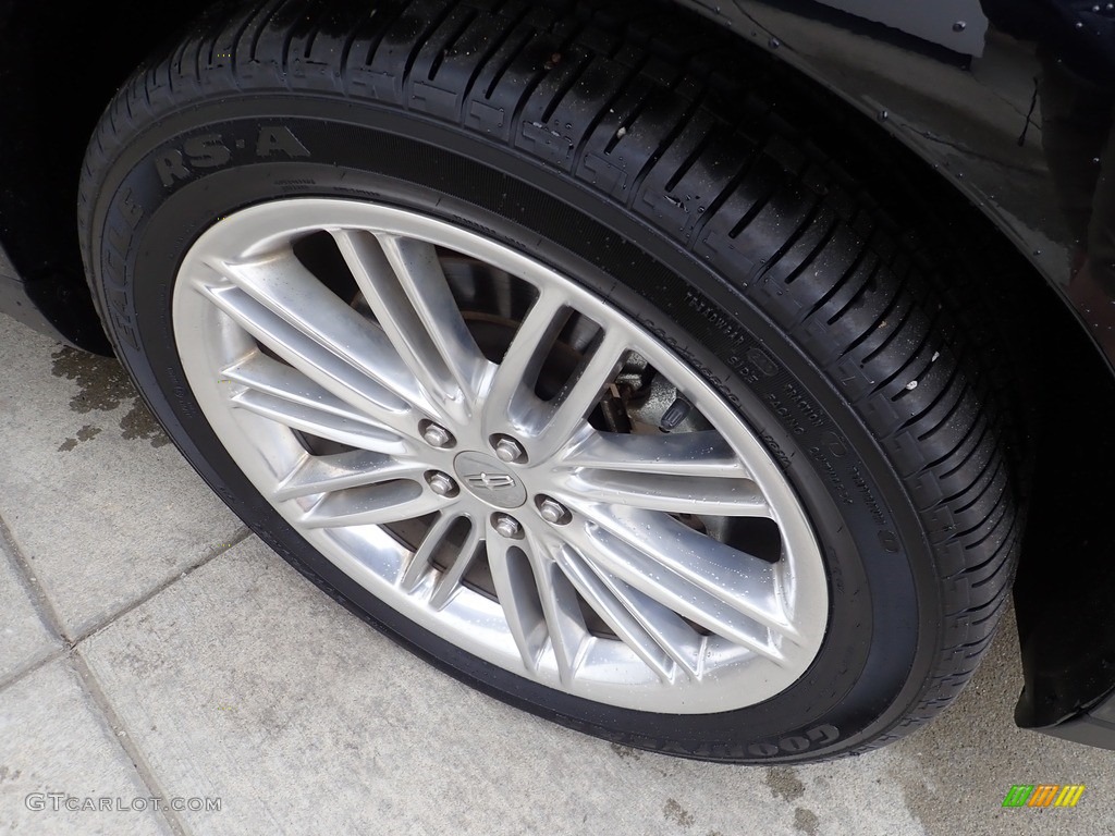 2019 Lincoln MKT Elite AWD Wheel Photos