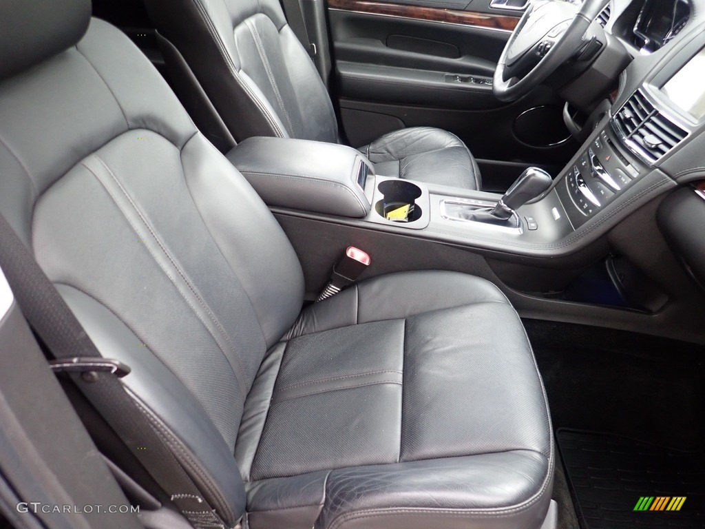 2019 Lincoln MKT Elite AWD Front Seat Photo #144088367