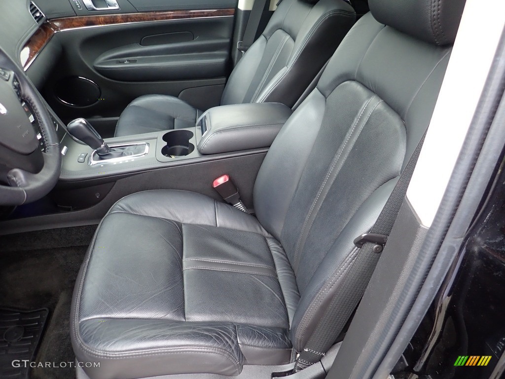 2019 Lincoln MKT Elite AWD Front Seat Photos
