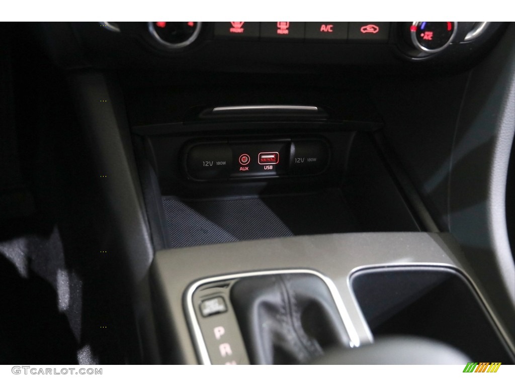 2019 Optima LX - Ebony Black / Black photo #13