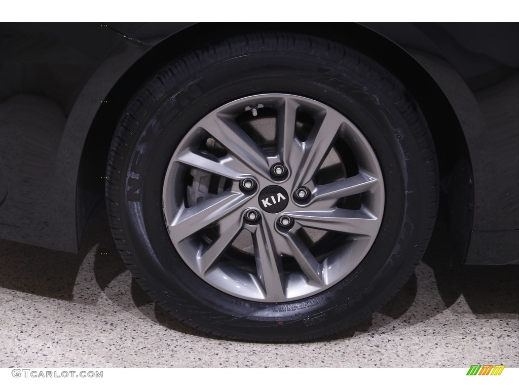 2019 Optima LX - Ebony Black / Black photo #19