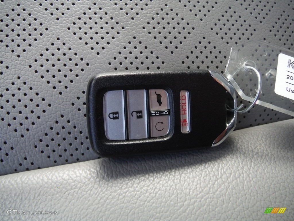 2020 Passport EX-L AWD - Black Forest Pearl / Gray photo #32