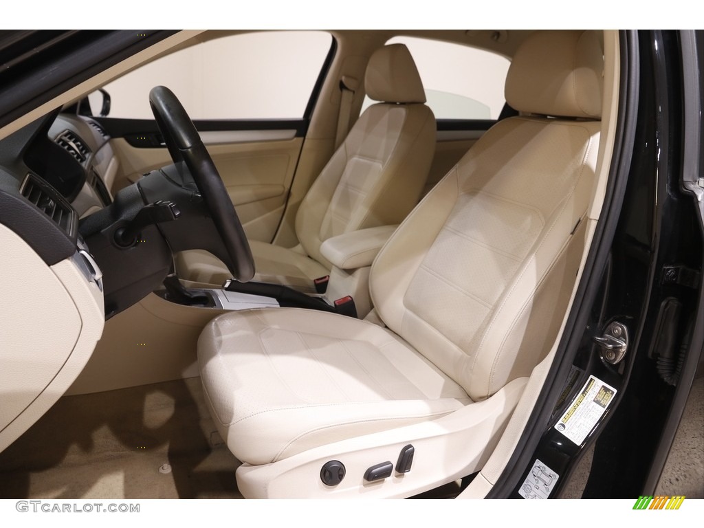 2012 Passat 2.5L SE - Black / Cornsilk Beige photo #5