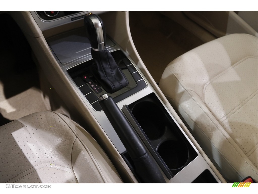2012 Passat 2.5L SE - Black / Cornsilk Beige photo #14
