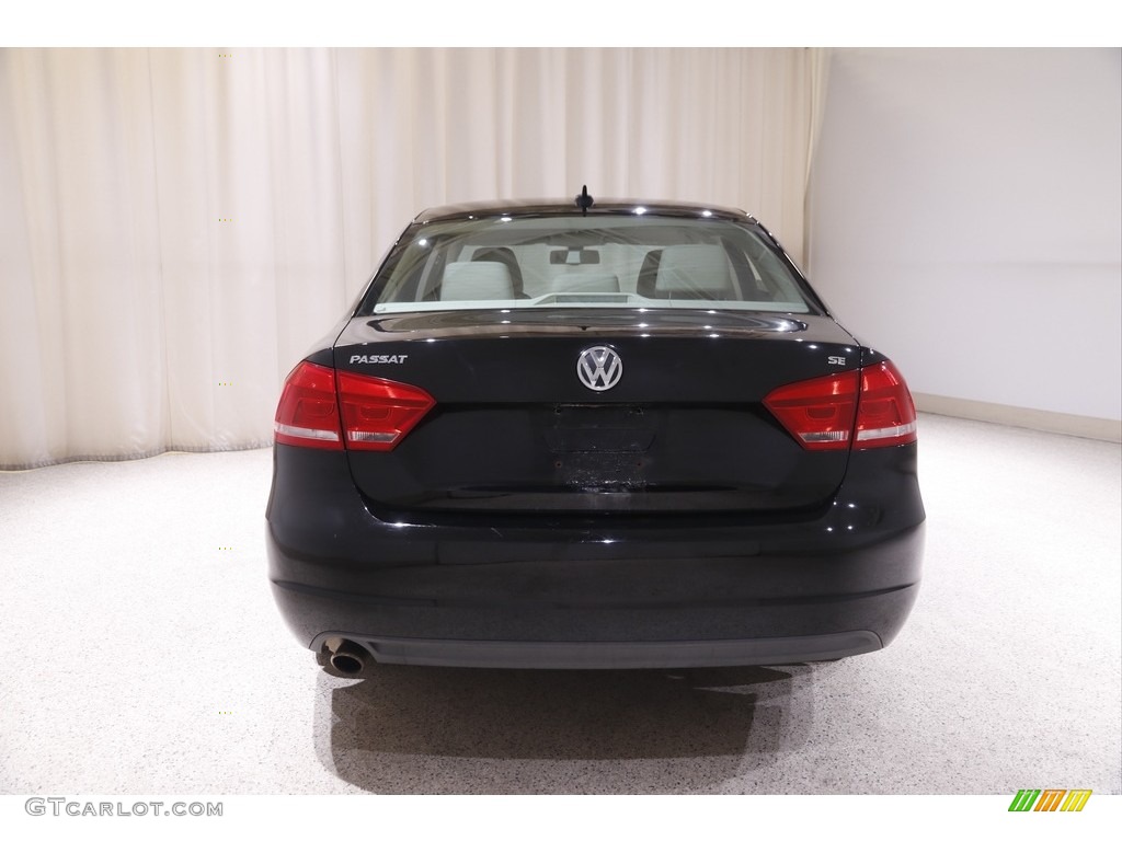 2012 Passat 2.5L SE - Black / Cornsilk Beige photo #18