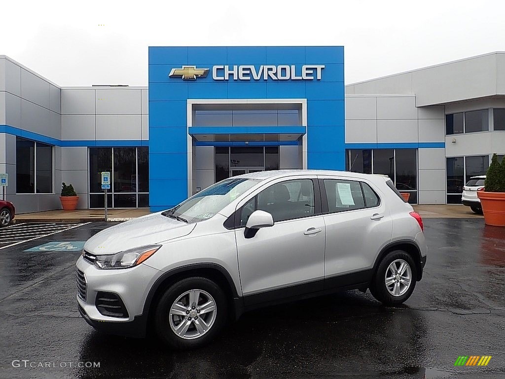 Silver Ice Metallic 2019 Chevrolet Trax LS Exterior Photo #144092447