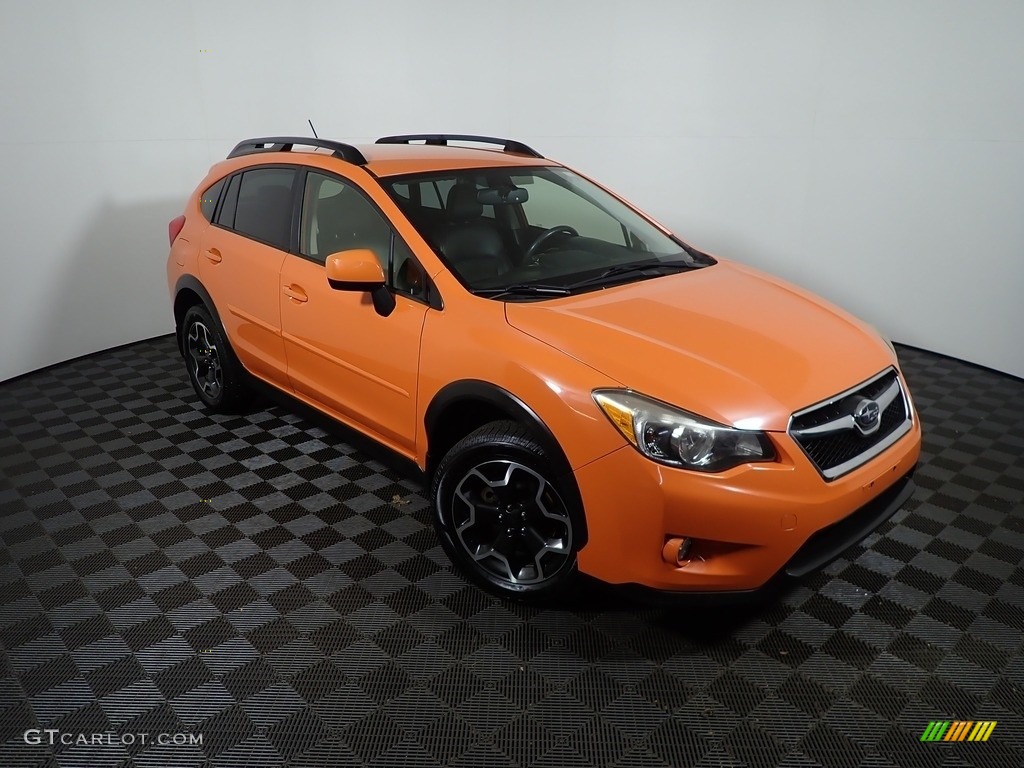 2014 XV Crosstrek 2.0i Limited - Tangerine Orange Pearl / Black photo #4