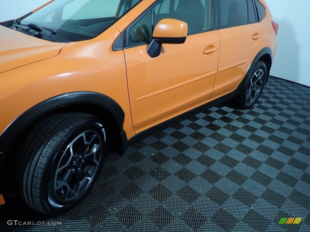 2014 XV Crosstrek 2.0i Limited - Tangerine Orange Pearl / Black photo #11