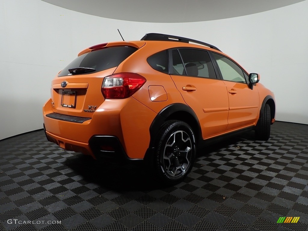 2014 XV Crosstrek 2.0i Limited - Tangerine Orange Pearl / Black photo #17