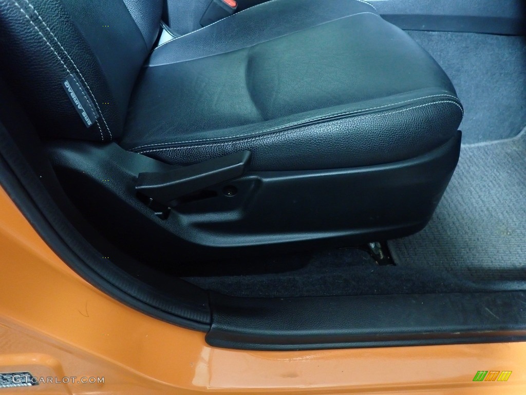 2014 XV Crosstrek 2.0i Limited - Tangerine Orange Pearl / Black photo #40