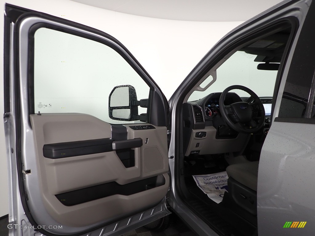 2022 F250 Super Duty XLT Crew Cab 4x4 - Iconic Silver / Medium Earth Gray photo #13