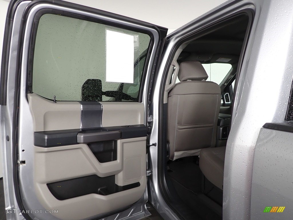 2022 F250 Super Duty XLT Crew Cab 4x4 - Iconic Silver / Medium Earth Gray photo #25