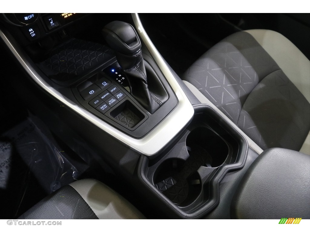 2019 RAV4 XLE - Silver Sky Metallic / Light Gray photo #12