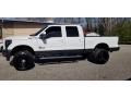 Oxford White - F250 Super Duty Lariat Crew Cab 4x4 Photo No. 2