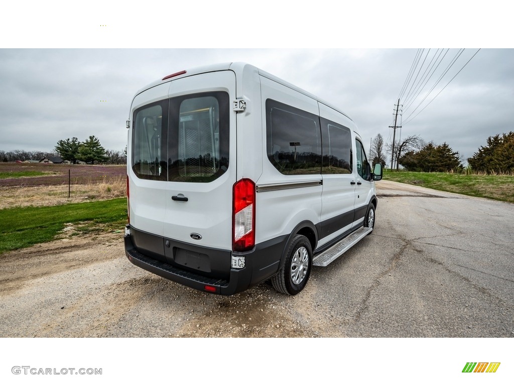 Oxford White 2016 Ford Transit 150 Van XL MR Regular Exterior Photo #144099131