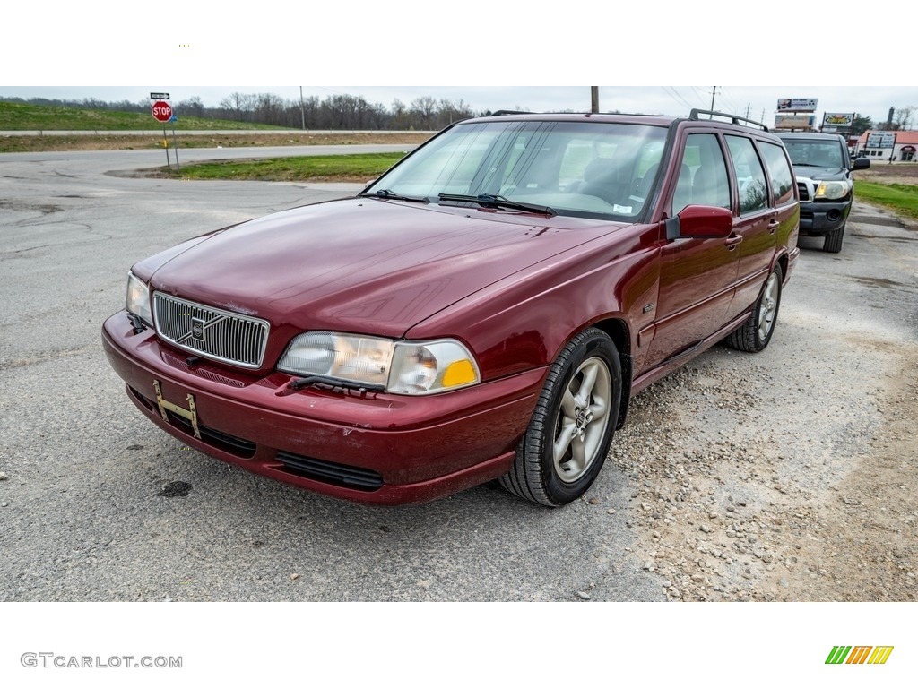 Classic Red 1998 Volvo V70 T5 Exterior Photo #144100295