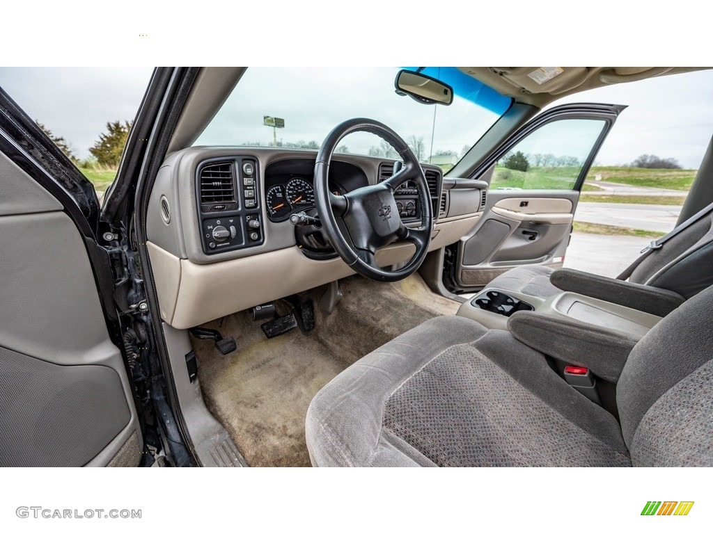 Graphite/Medium Gray Interior 2002 Chevrolet Suburban 2500 LS 4x4 Photo #144100961