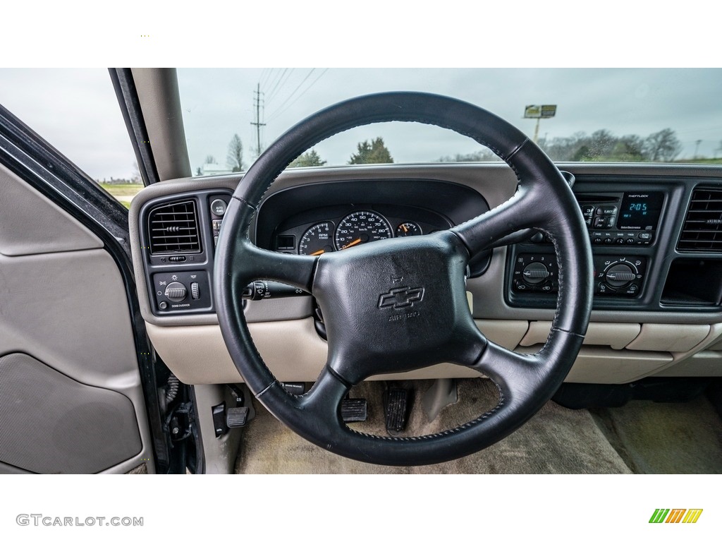 2002 Chevrolet Suburban 2500 LS 4x4 Graphite/Medium Gray Steering Wheel Photo #144101048