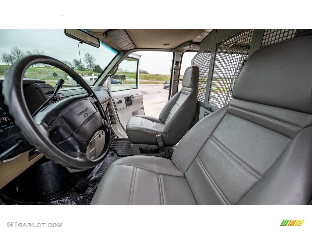 1995 Astro Cargo Van - White / Charcoal photo #18
