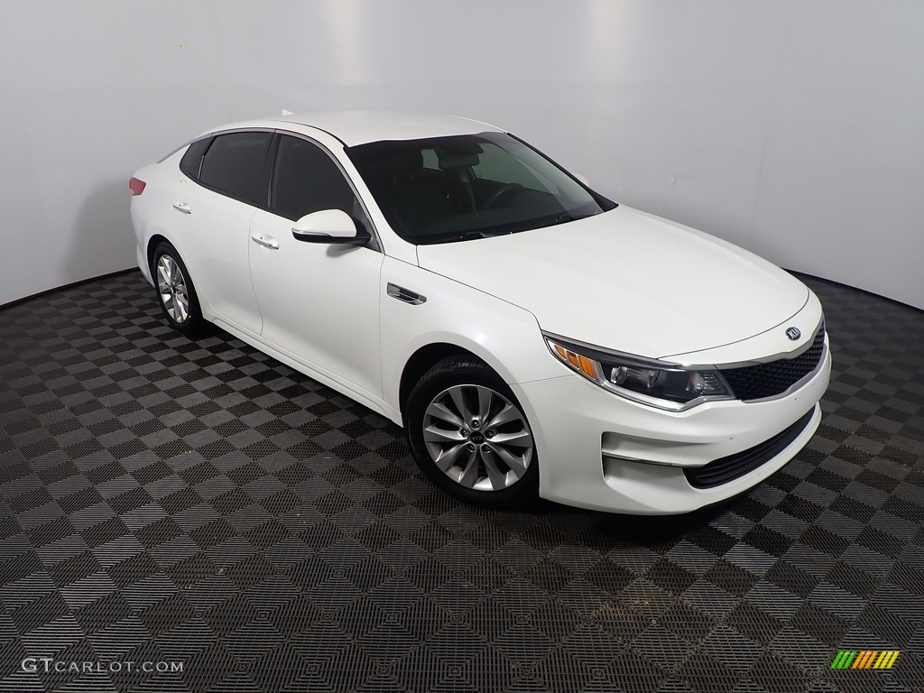 2017 Optima LX - Snow White Pearl / Black photo #3