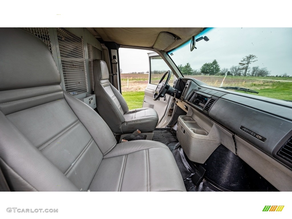1995 Astro Cargo Van - White / Charcoal photo #25
