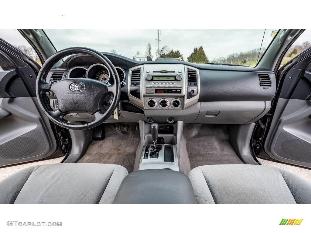 2006 Tacoma Access Cab - Black Sand Pearl / Graphite Gray photo #25