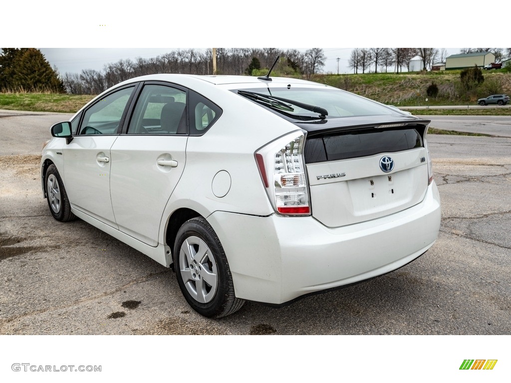 2010 Prius Hybrid II - Blizzard White Pearl / Dark Gray photo #6