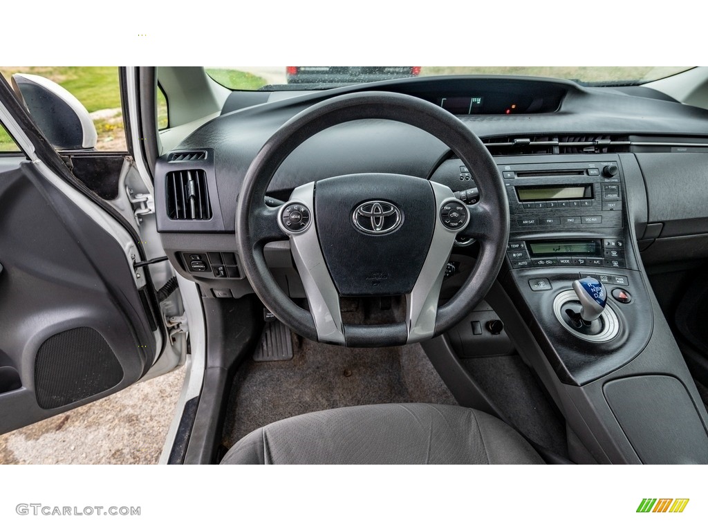2010 Prius Hybrid II - Blizzard White Pearl / Dark Gray photo #26