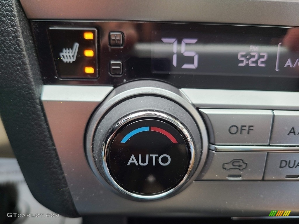 2015 Subaru Legacy 2.5i Premium Controls Photo #144108652