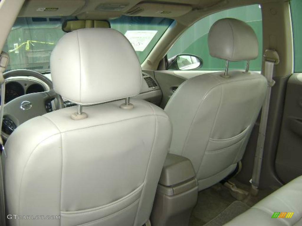 2002 Altima 2.5 S - Cloud White / Blond Beige photo #11