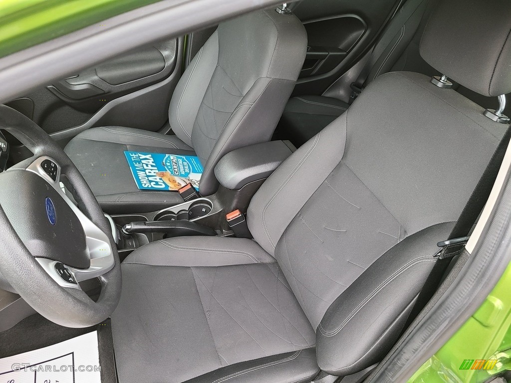 2019 Fiesta SE Sedan - Outrageous Green / Charcoal Black photo #6