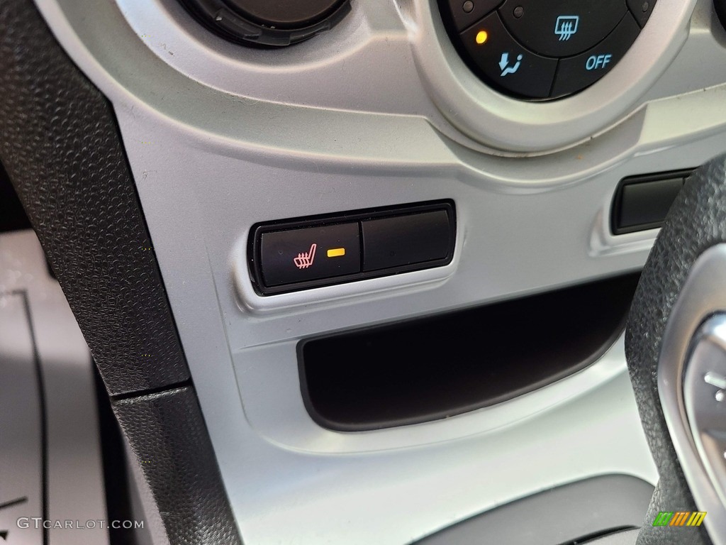 2019 Fiesta SE Sedan - Outrageous Green / Charcoal Black photo #18