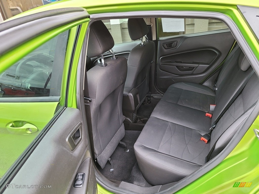 2019 Fiesta SE Sedan - Outrageous Green / Charcoal Black photo #22