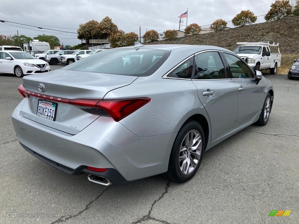 2019 Avalon XLE - Celestial Silver Metallic / Black photo #7