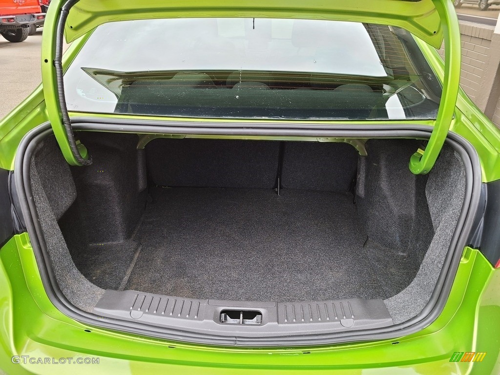 2019 Fiesta SE Sedan - Outrageous Green / Charcoal Black photo #29