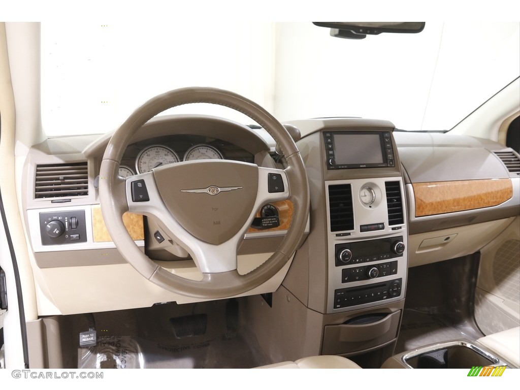 2009 Town & Country Limited - Stone White / Medium Pebble Beige/Cream photo #6