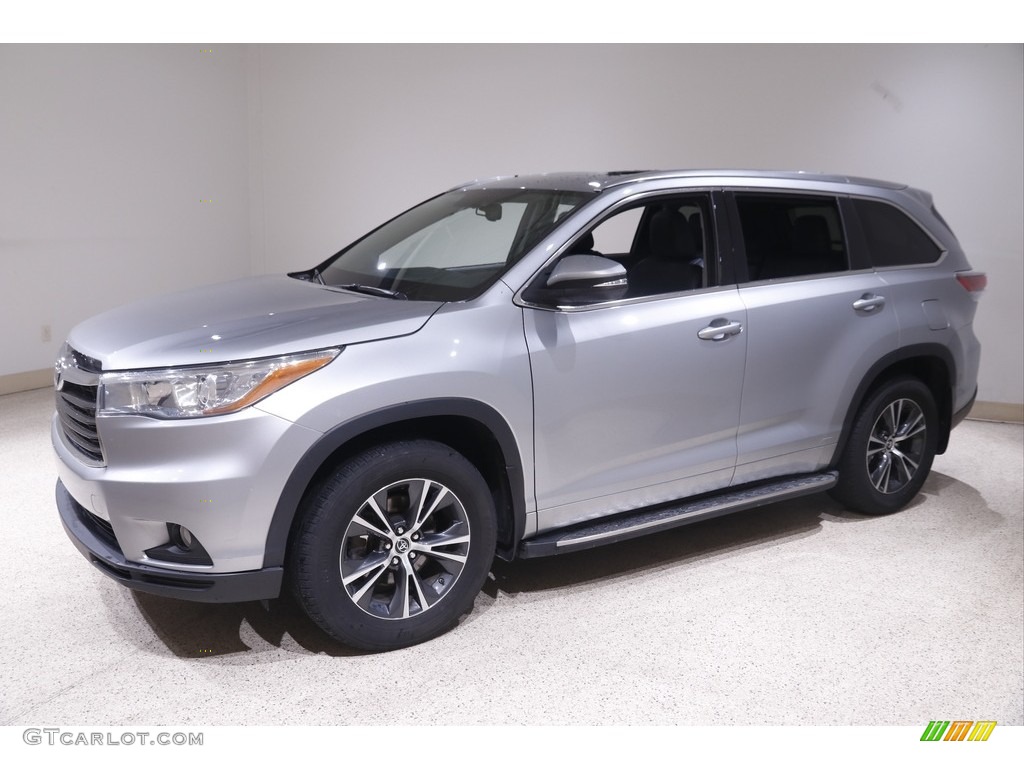 2016 Highlander XLE - Silver Sky Metallic / Black photo #3