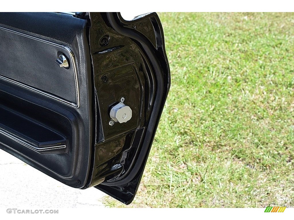 1966 Corvette Sting Ray Coupe - Tuxedo Black / Black photo #50