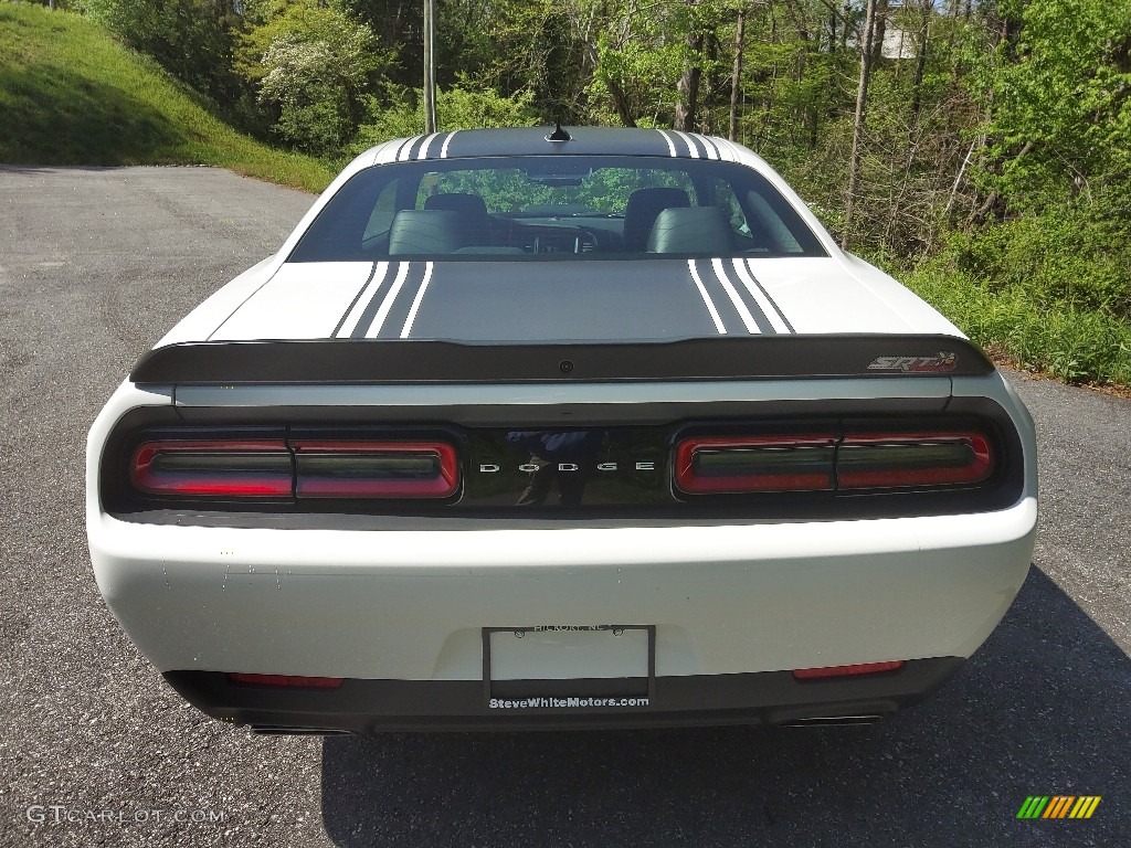 2018 Challenger 392 HEMI Scat Pack Shaker - White Knuckle / Black/Ruby Red photo #7