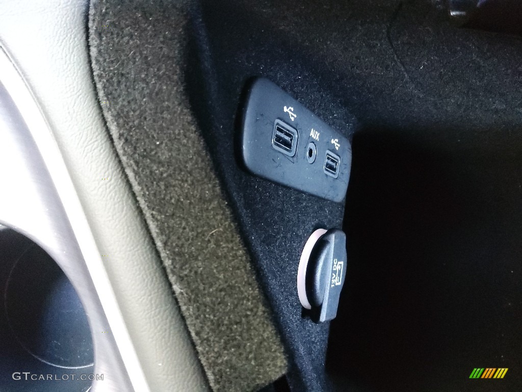 2018 Challenger 392 HEMI Scat Pack Shaker - White Knuckle / Black/Ruby Red photo #25