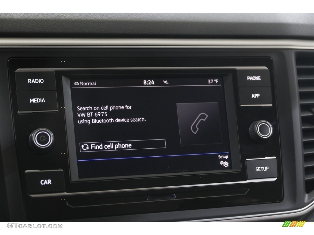 2019 Volkswagen Atlas S 4Motion Controls Photos