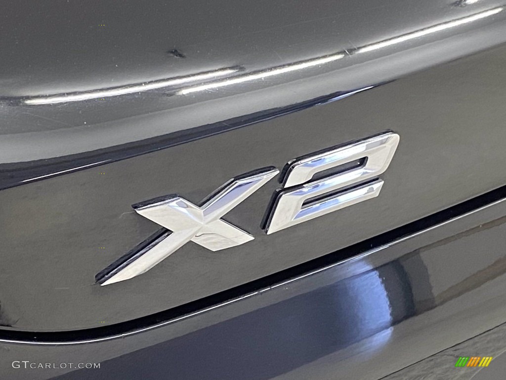 2018 X2 xDrive28i - Jet Black / Black photo #10
