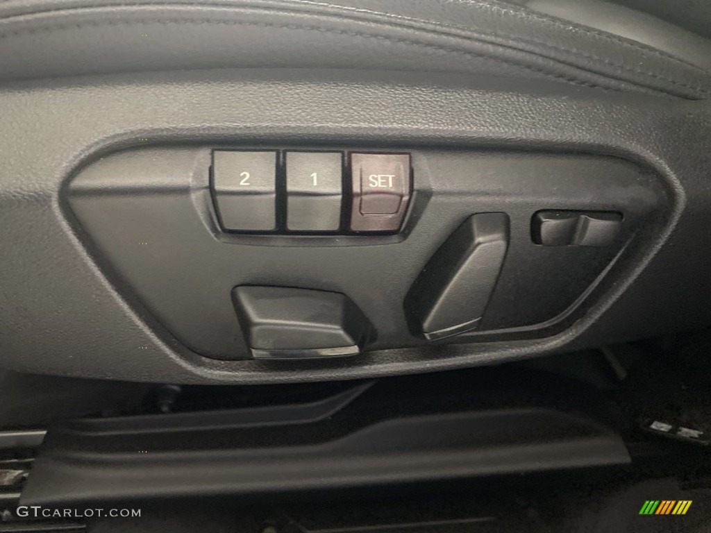 2018 X2 xDrive28i - Jet Black / Black photo #14